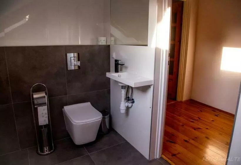 ベッドアンドブレックファースト Nowy Dom Polska