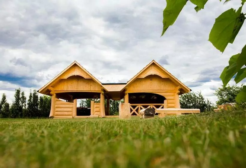 Aamiaismajoitus (B&B) Willa Wojtasówka