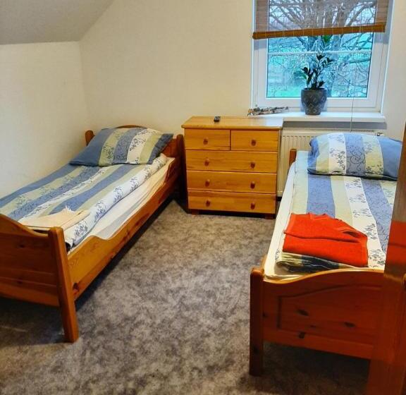 酒店 Agroturystyczny Dom Na Skraju Lasu