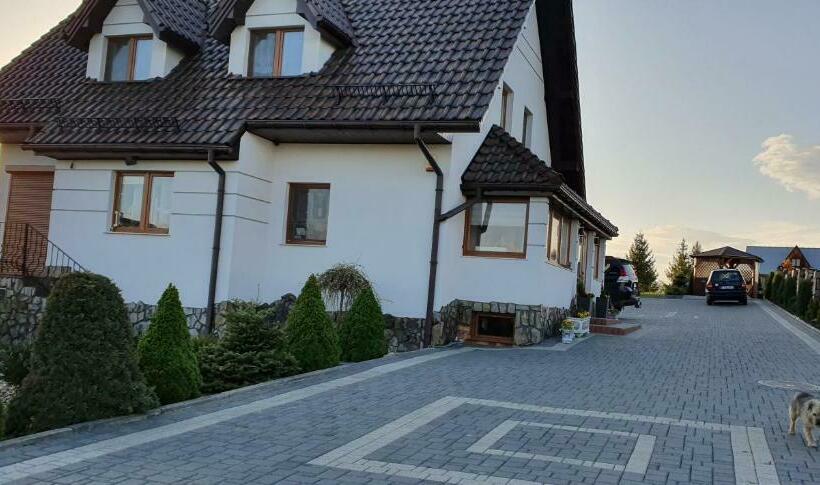 Hotelli Agroturystyka Piekielnik