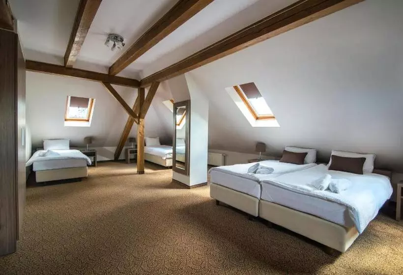 Hotelli Biały Domek