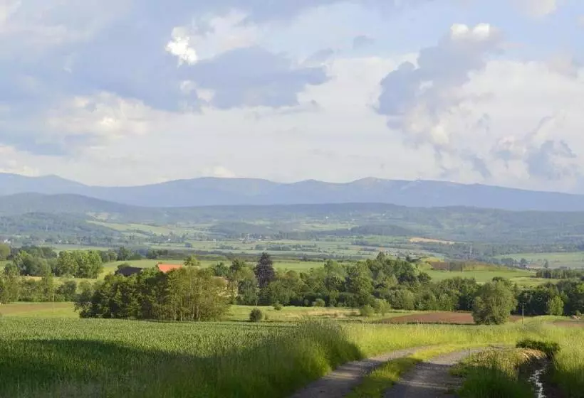 ホテル Gospodarstwo Agroturystyczne Chata Na Izerskim Wzgórzu