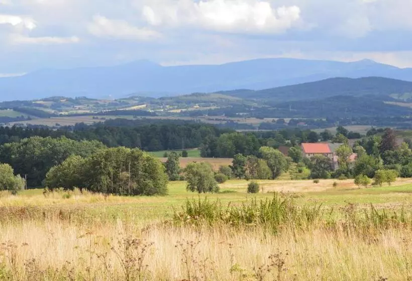 ホテル Gospodarstwo Agroturystyczne Chata Na Izerskim Wzgórzu