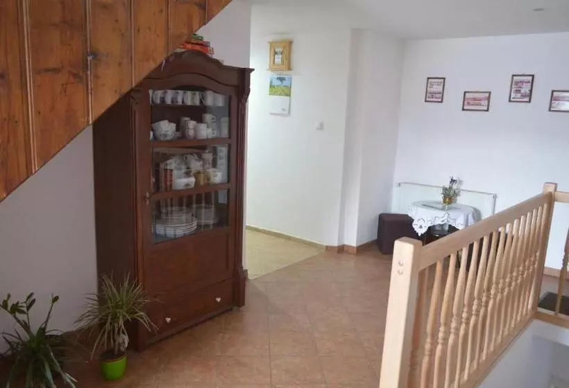 ホテル Gospodarstwo Agroturystyczne Chata Na Izerskim Wzgórzu