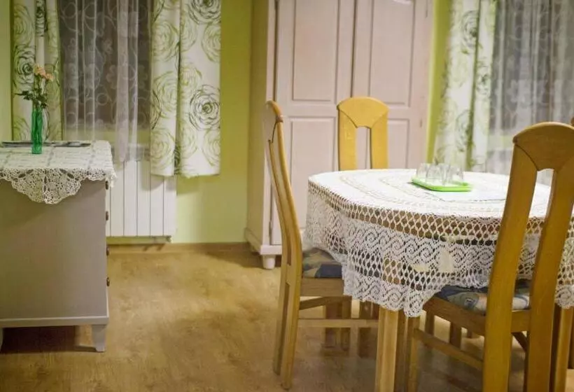 ホテル Gospodarstwo Agroturystyczne Chata Na Izerskim Wzgórzu