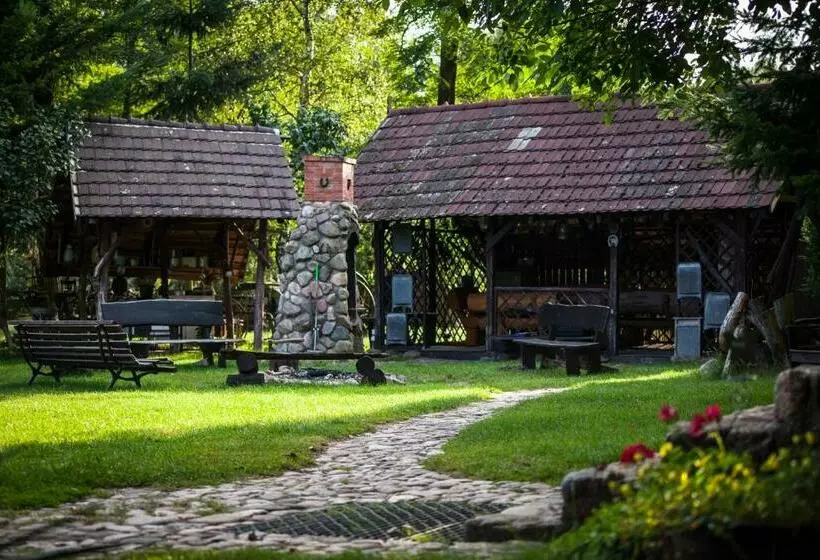 Hotelli Gospodarstwo Agroturystyczne Malwa