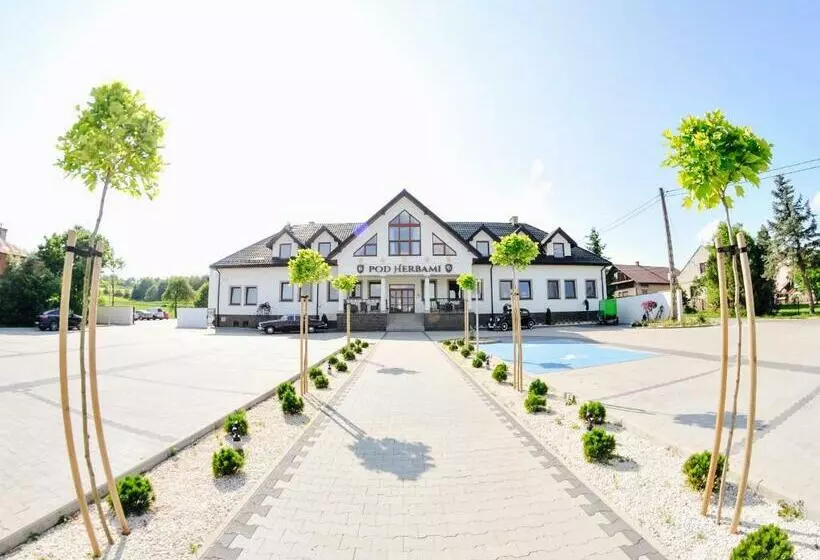 Hotelli Pod Herbami