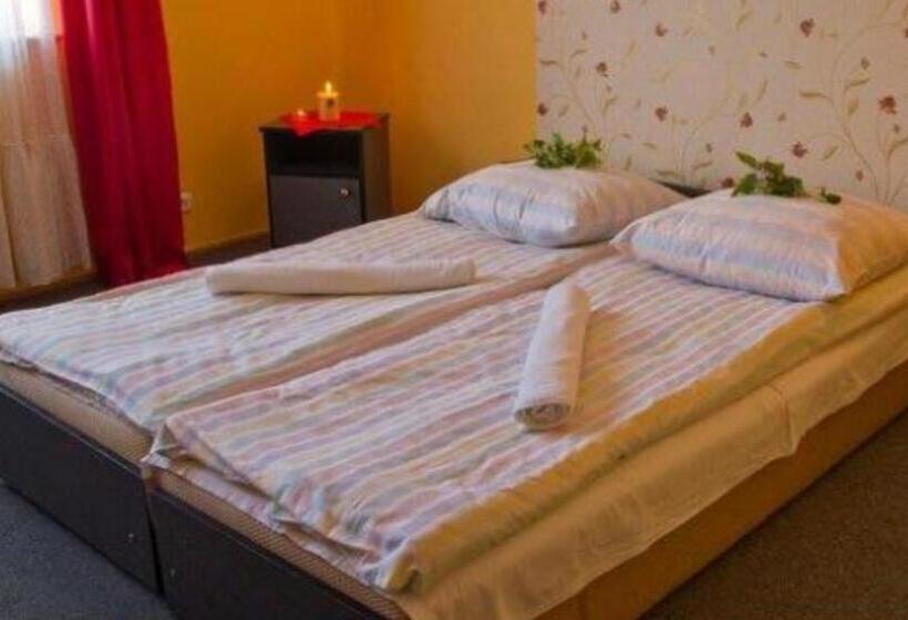 호텔 Restauracja U Guta