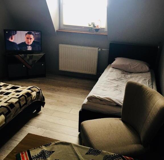 호텔 Restauracja U Guta