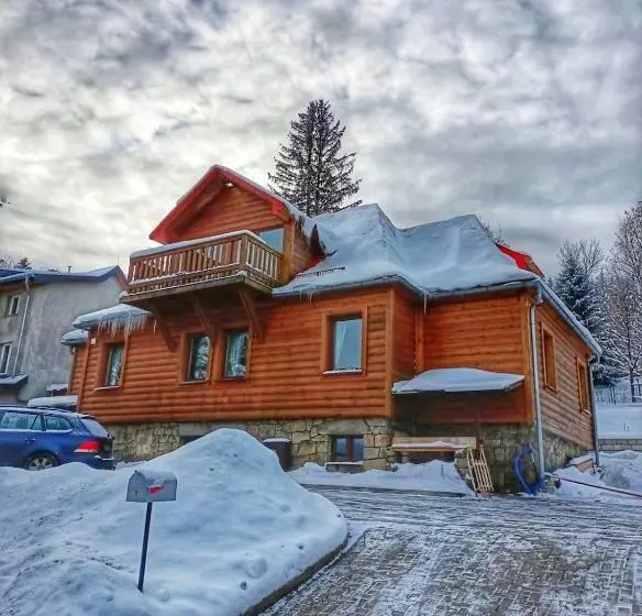 Majatalo Leonardo Guesthouse