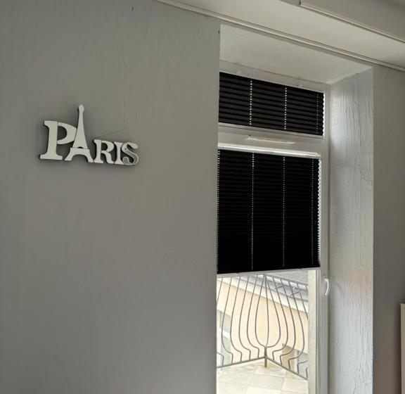 펜션 Paris Rynek Centrum &parking