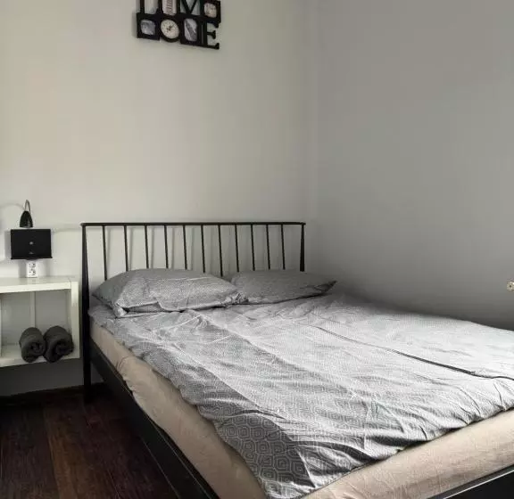 Majatalo Paris Rynek Centrum &parking