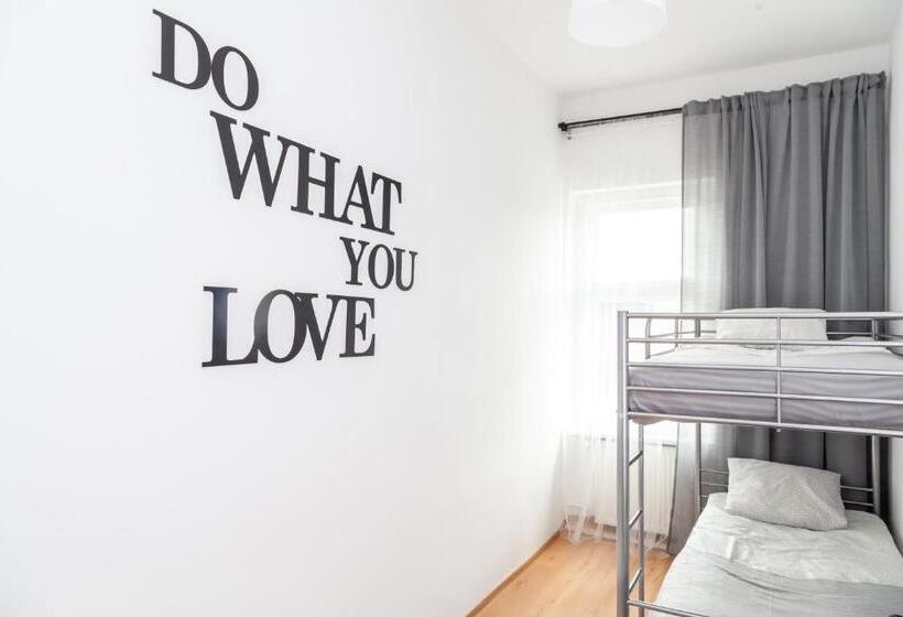 הוסטל Mainstation