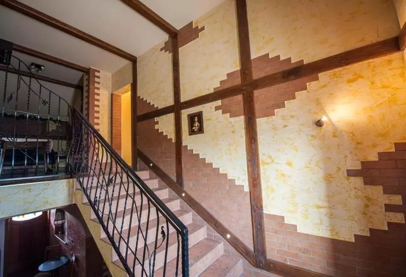 Retkeilymaja Pokoje Gościnne Gum Bar