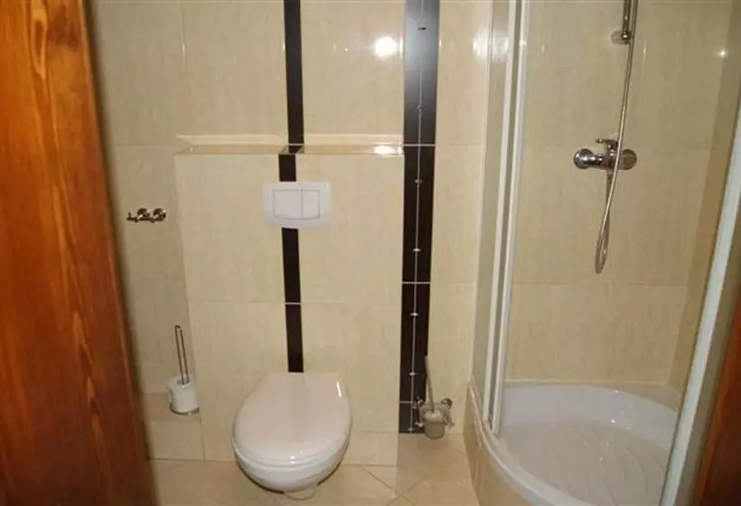 Retkeilymaja Pokoje Gościnne Gum Bar