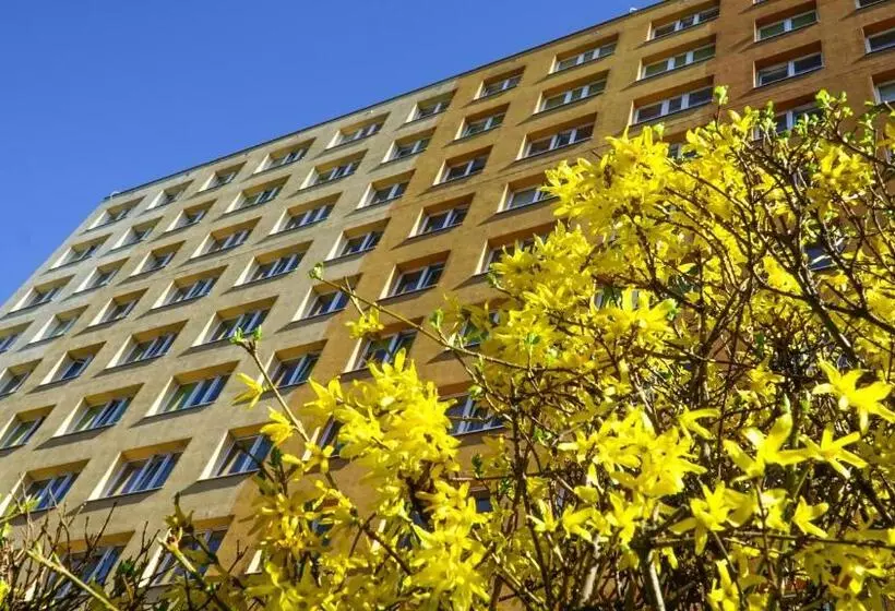 هاستل Studencki Dom Marynarza Pasat