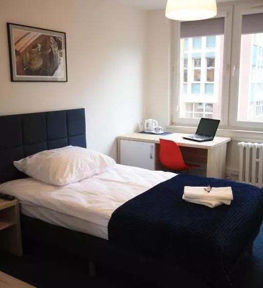 هاستل Studencki Dom Marynarza Pasat