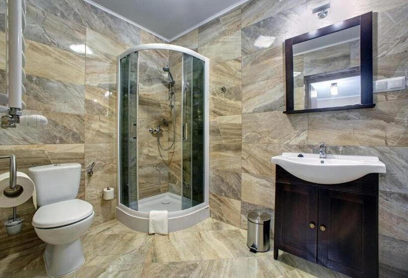 호스텔 Zajazd Sanocki