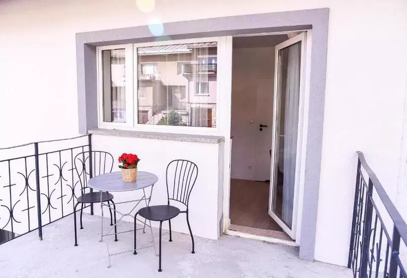 Apartamenty Turystyczna 25