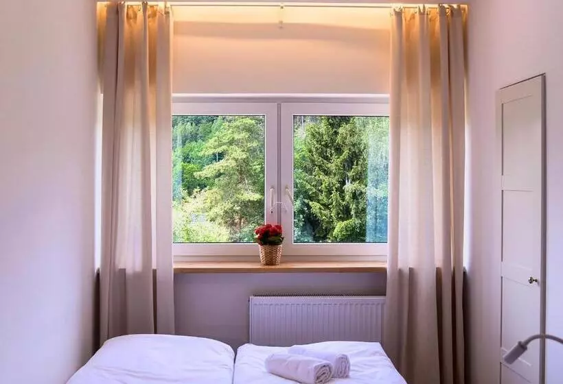 Apartamenty Turystyczna 25