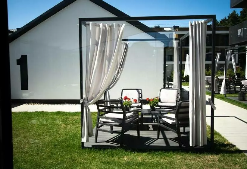 Aamiaismajoitus (B&B) 5 Zmysłów Akademia Wypoczynku Domki