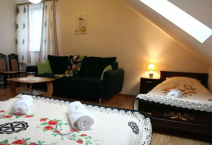 Aamiaismajoitus (B&B) Gościniec Nad Sołą