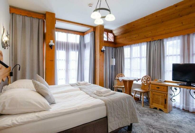 Bed and Breakfast Pokoje Krupówki 13   Hotel Sabała