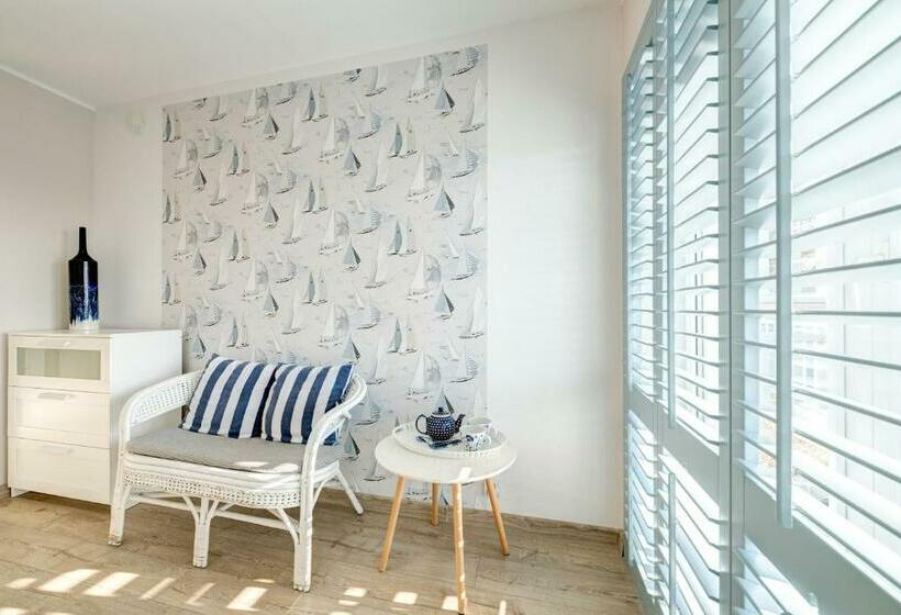 ベッドアンドブレックファースト Villa Pastelowa