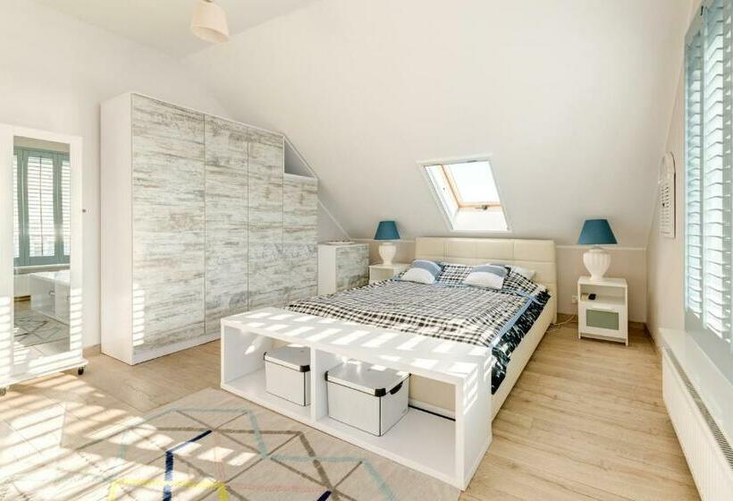 ベッドアンドブレックファースト Villa Pastelowa