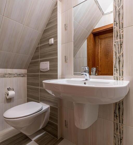 ベッドアンドブレックファースト Willa Serafin