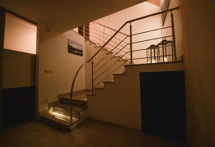 ホテル Agroturystyka Nad Stawem