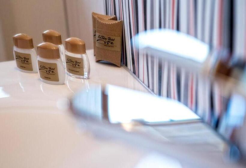 هتل Eco Tatry Holiday& Spa