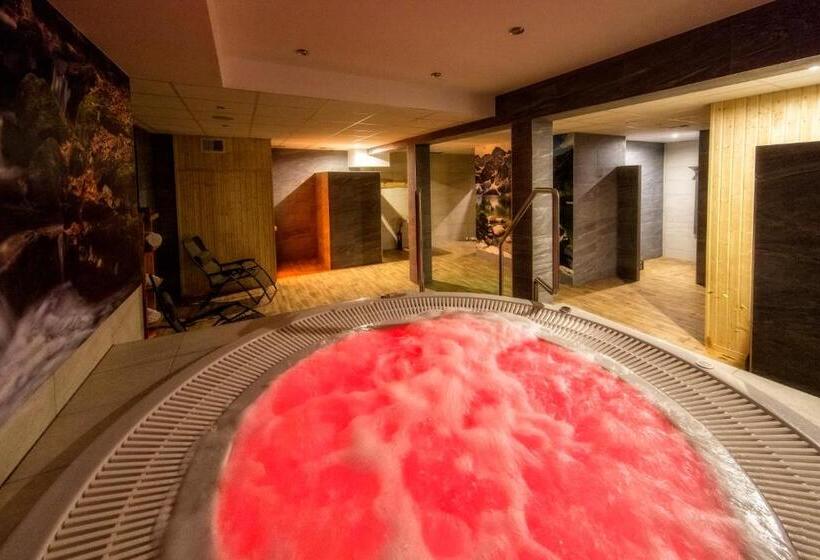 هتل Eco Tatry Holiday& Spa