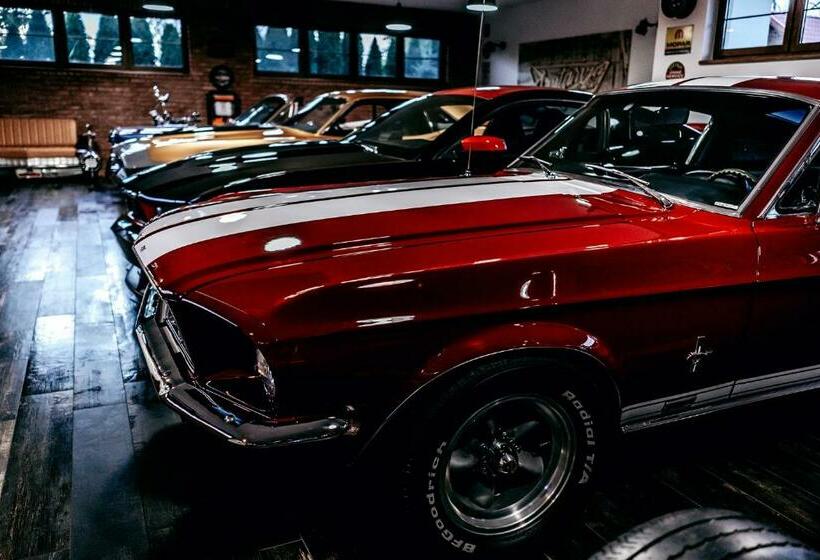 Отель Jantarvia Car Museum , Pasja I Wypoczynek Noclegi Z Klimatem