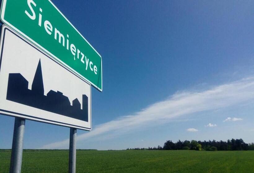 בית מלון כפרי Nasza Wioska