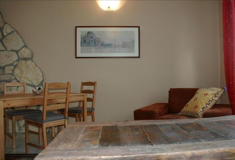 בית מלון כפרי Nasza Wioska