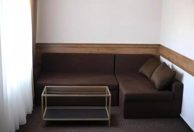 Hotelli Pod Różami