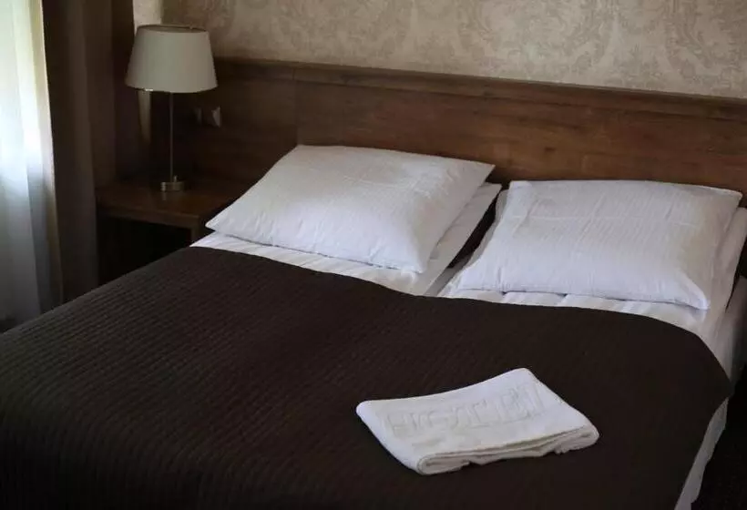 Hotelli Pod Różami