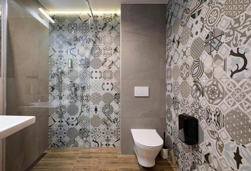 Ilkus Hotel & Restaurant