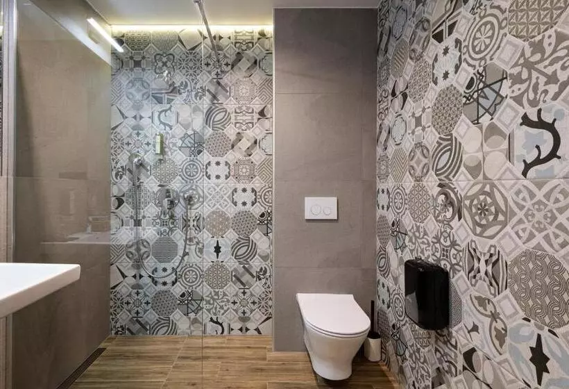 Ilkus Hotel & Restaurant