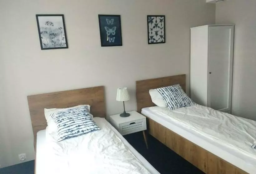 モーテル Cztery Kąty