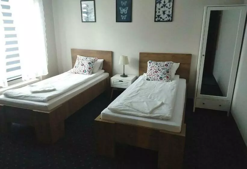 モーテル Cztery Kąty