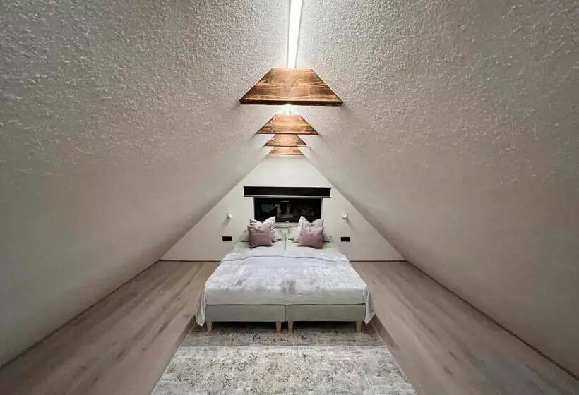 Majatalo Black House 88