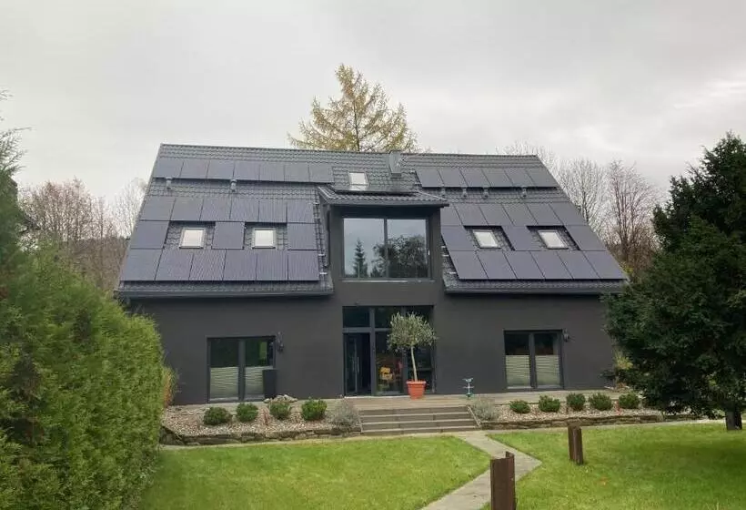 Majatalo Black House 88