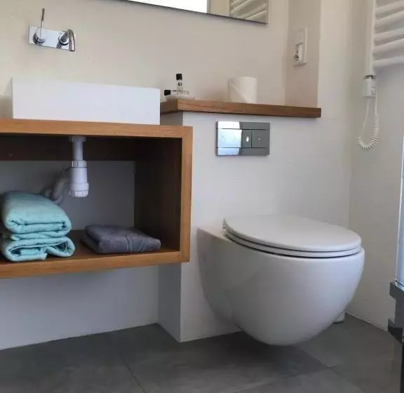 Majatalo Black House 88