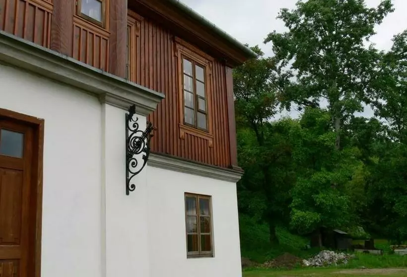 Majatalo Dworek Karpińskich