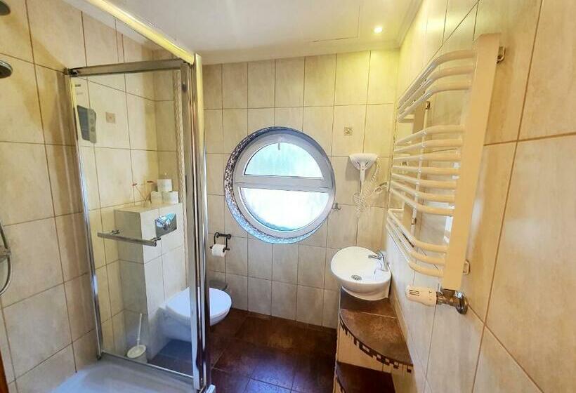 פנסיון Pałacyk Chojnów