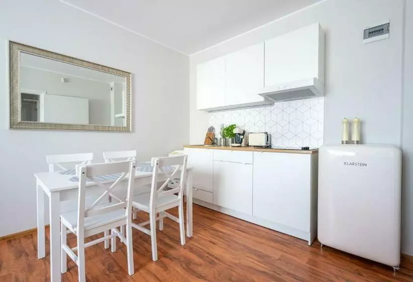 Majatalo Seaesta Darłowo   Komfortowe Pokoje I Apartamenty