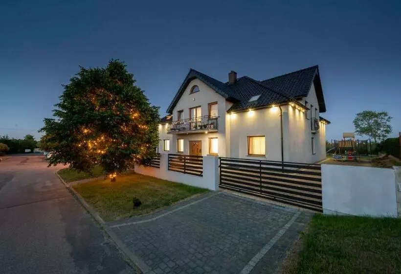Majatalo Seaesta Darłowo   Komfortowe Pokoje I Apartamenty