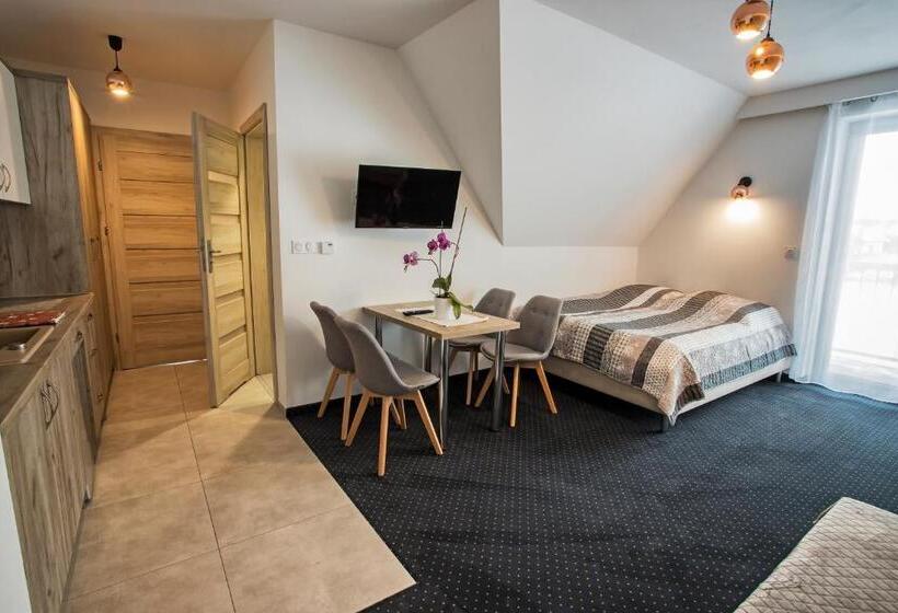 פנסיון Tojemoje